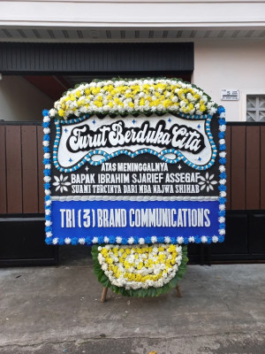 Papan Bunga Duka di Girikerto